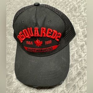 DSQUARED2 hat